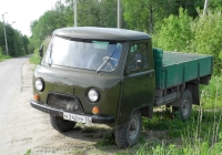 Бортовой грузовик УАЗ-3303. Вологодская область, Тотемский район, пос. Юбилейный
