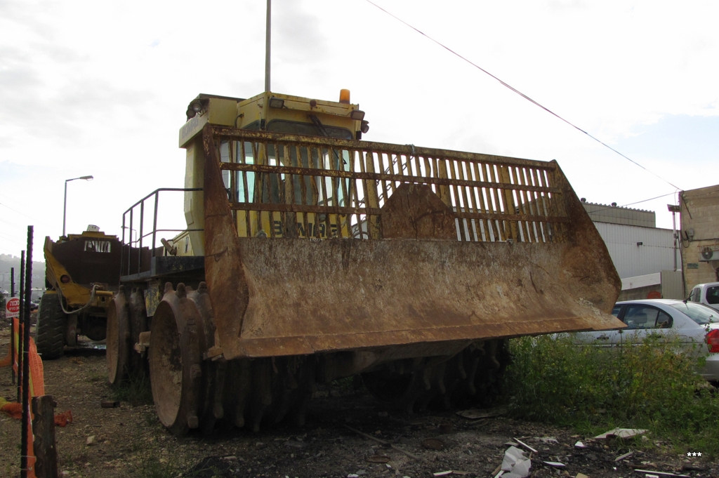Бульдозер Bomag. Израиль, Хайфа