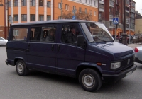 Микроавтобус FIAT Ducato #М 010 РТ 72. Тюмень, улица Республики