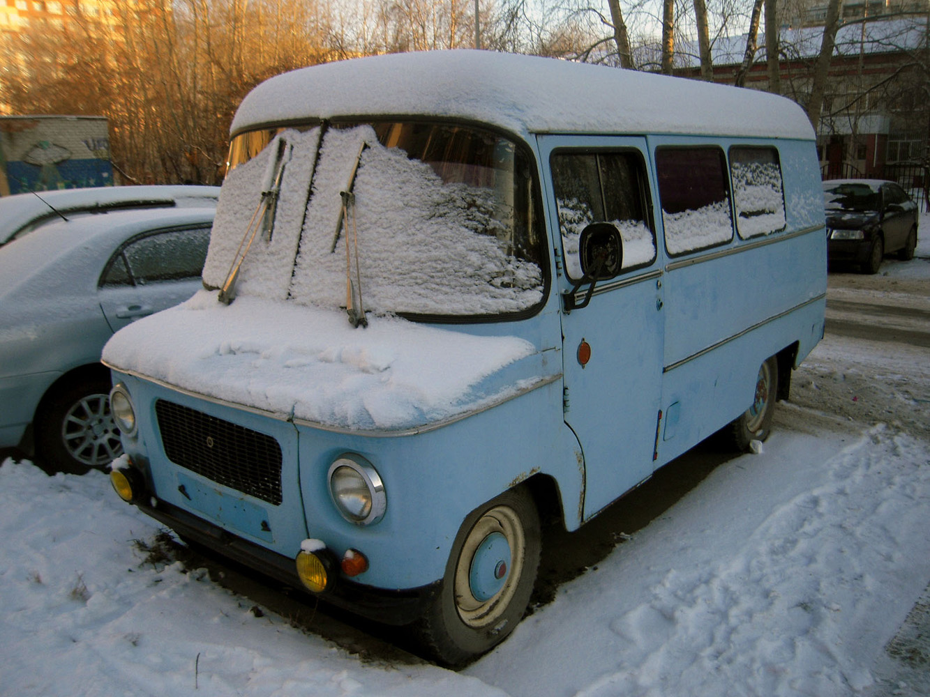 Грузопассажирский фургон Nysa 522M #Ц 0132 ТЮ. Тюмень, улица Коммунаров
