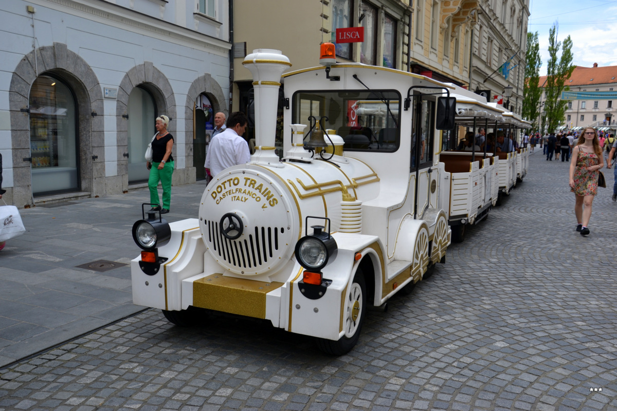 Экскурсионный автопоезд Dotto Trains. Словения, Любляна 