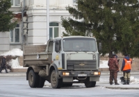 Самосвал МАЗ-555102 #С 619 ВН 45. Курган, улица Гоголя