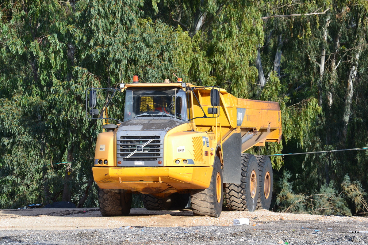 Сочлененный самосвал Volvo A30D #119 472. Израиль, Хайфа