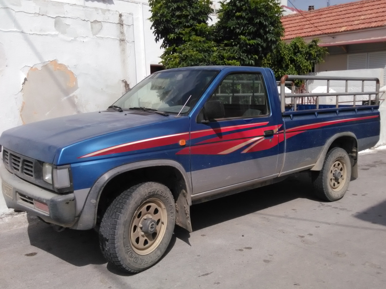 Пикап Nissan Pickup D21. Греция, остров Родос, Кремасти