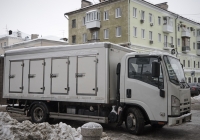 Изотермический фургон на шасси ISUZU NM #У240ТР163. Самара, ул. Молодогвардейская