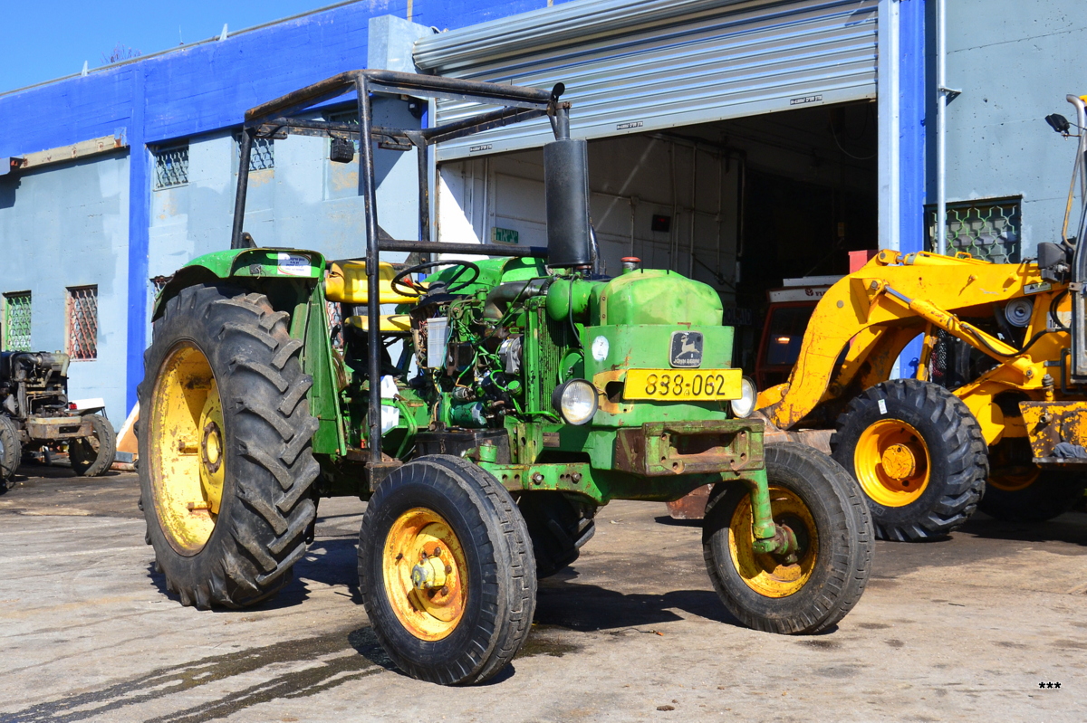 Трактор John Deere, #888-062. Израиль, Северный округ, Эйн Зиван