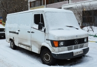 Цельнометаллический фургон Mercedes-Benz #Р 609 УМ 197 . Москва, улица Зои и Александра Космодемьянских 