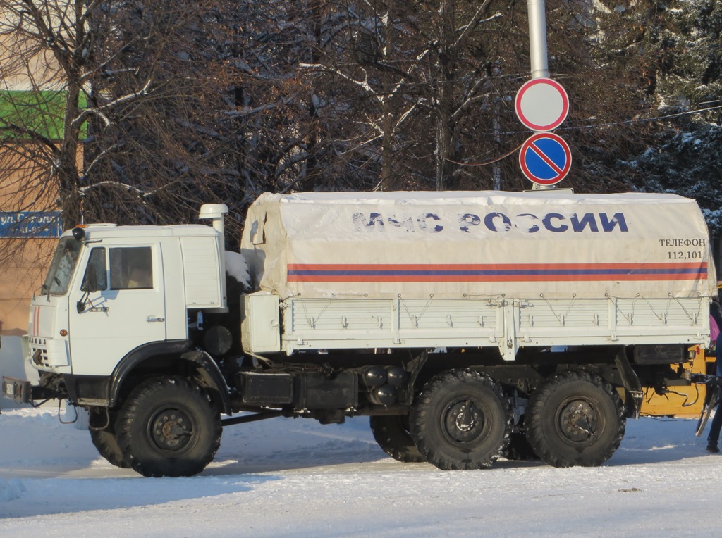 Автомобиль МЧС КамАЗ-43101. Курган, улица Гоголя