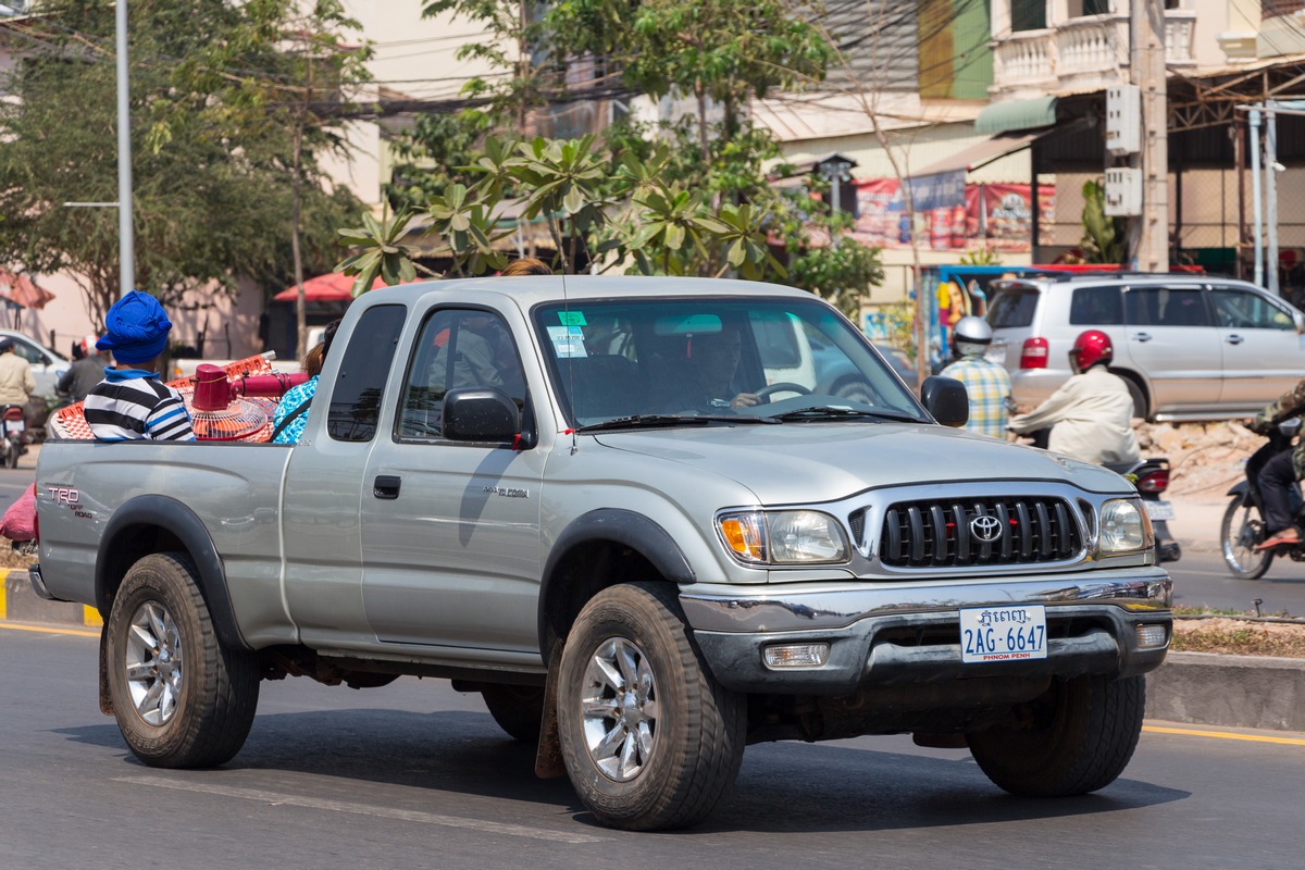 Пикап Toyota Tacoma #2AG-6647. Камбоджа, Сием Реап
