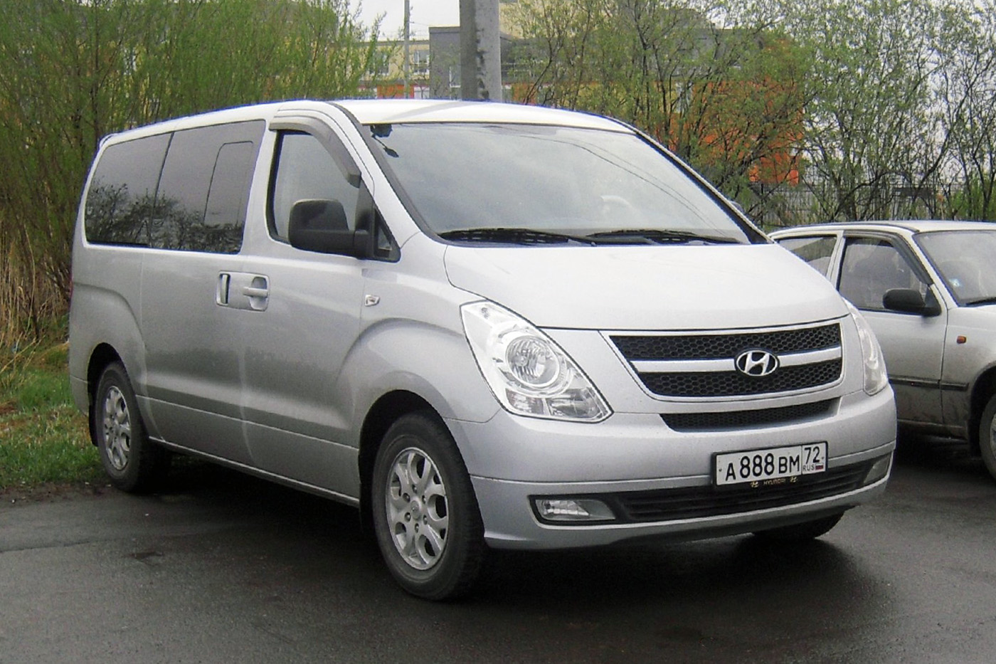 Микроавтобус Hyundai Grand Starex #А 888 ВМ 72. Тюмень, Патрушево