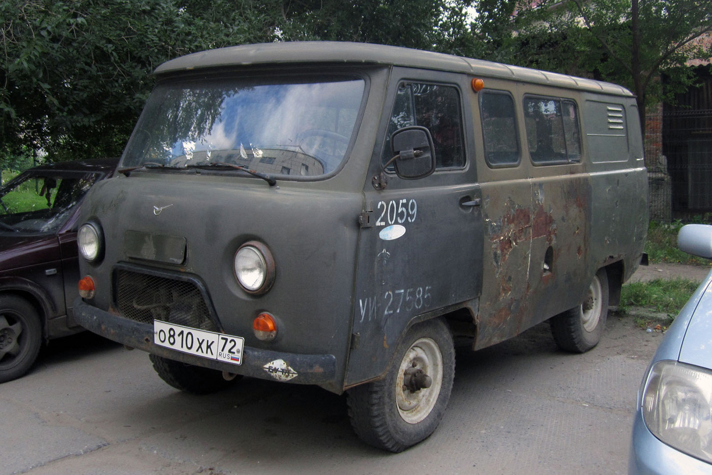 Грузопассажирский фургон УАЗ-3909 #О 810 ХК 72 . Тюмень