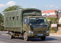 Бортовой тентованный грузовик Isuzu NPR #77B-0606. Вьетнам, Провинция Каньхоа