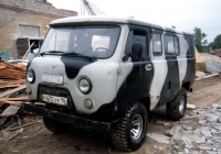 Грузопассажирский фургон УАЗ-3909 #Р 672 АВ 96 . Свердловская область, Лосиный
