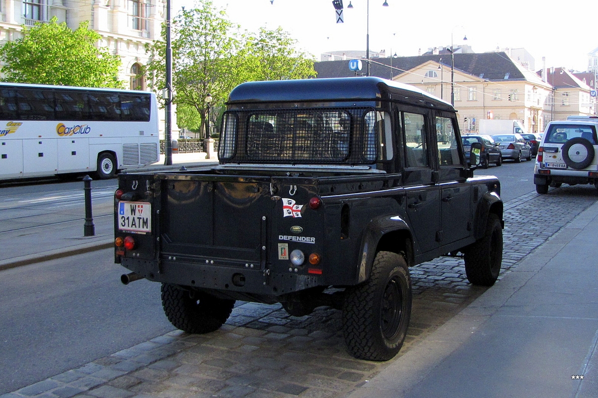 Пикап Land Rover Defender . Австрия, Вена