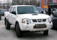 Пикап Nissan NP300 #К 009 КС 72 . Тюмень, улица Максима Горького