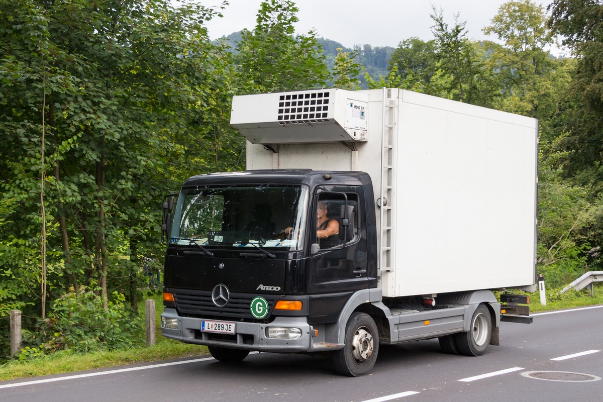 Фургон на шасси Mercedes-Benz Atego #L 289 JE. Австрия, Альтмюнстер
