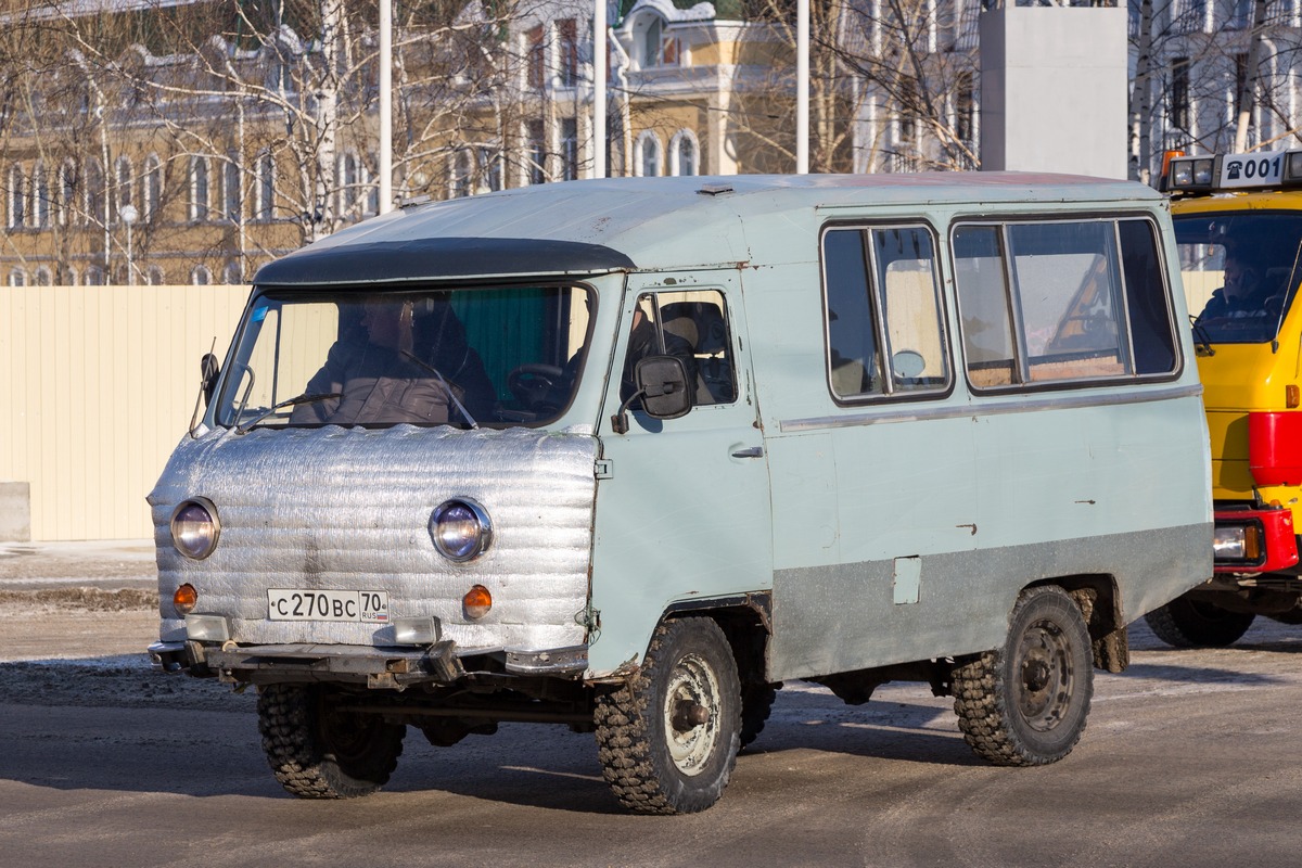 Микроавтобус СтЗМ-32151-10 #С 270 ВС 70. Томск, улица Набережная Ушайки