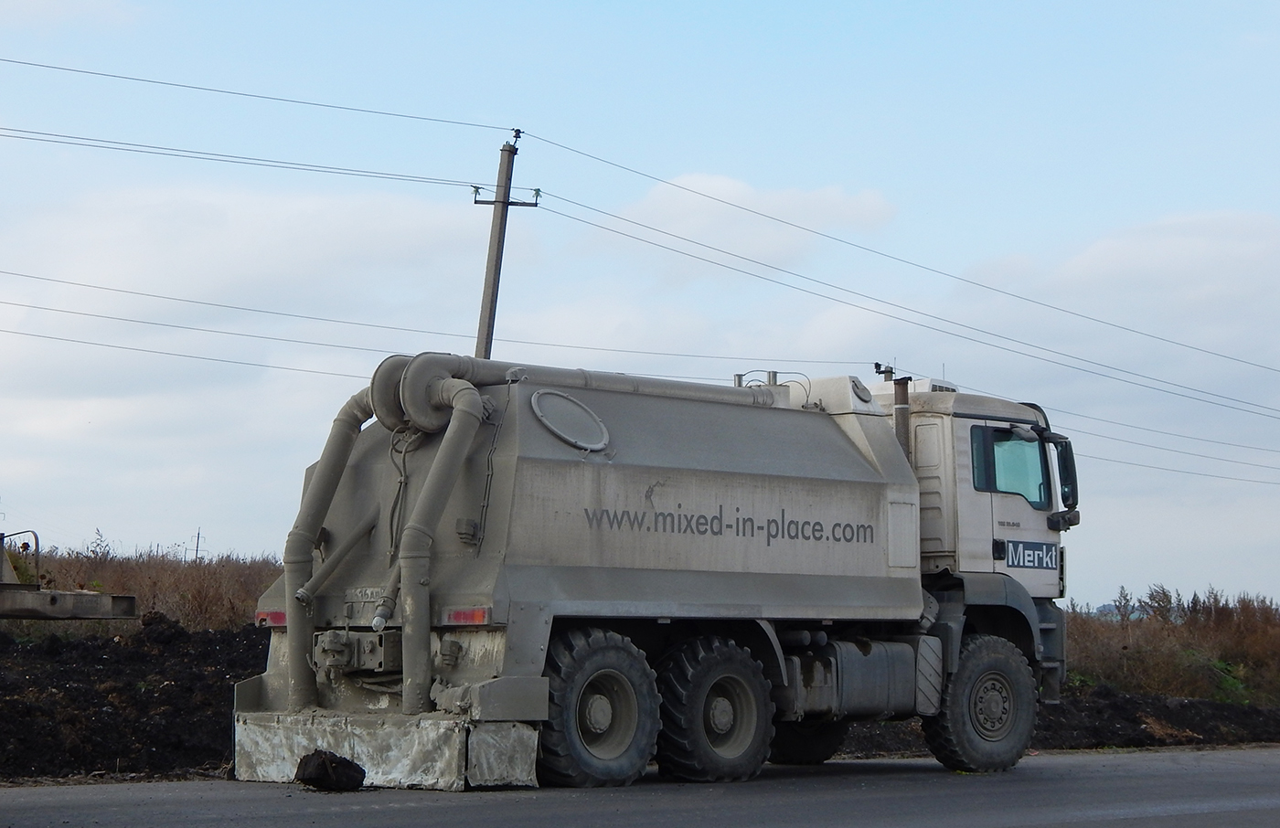 Распределитель сухих смесей A-MAG CS 6-15 на шасси MAN. Белгородская область, Алексеевский район, автодорога Р-185 "Белгород - Павловск"