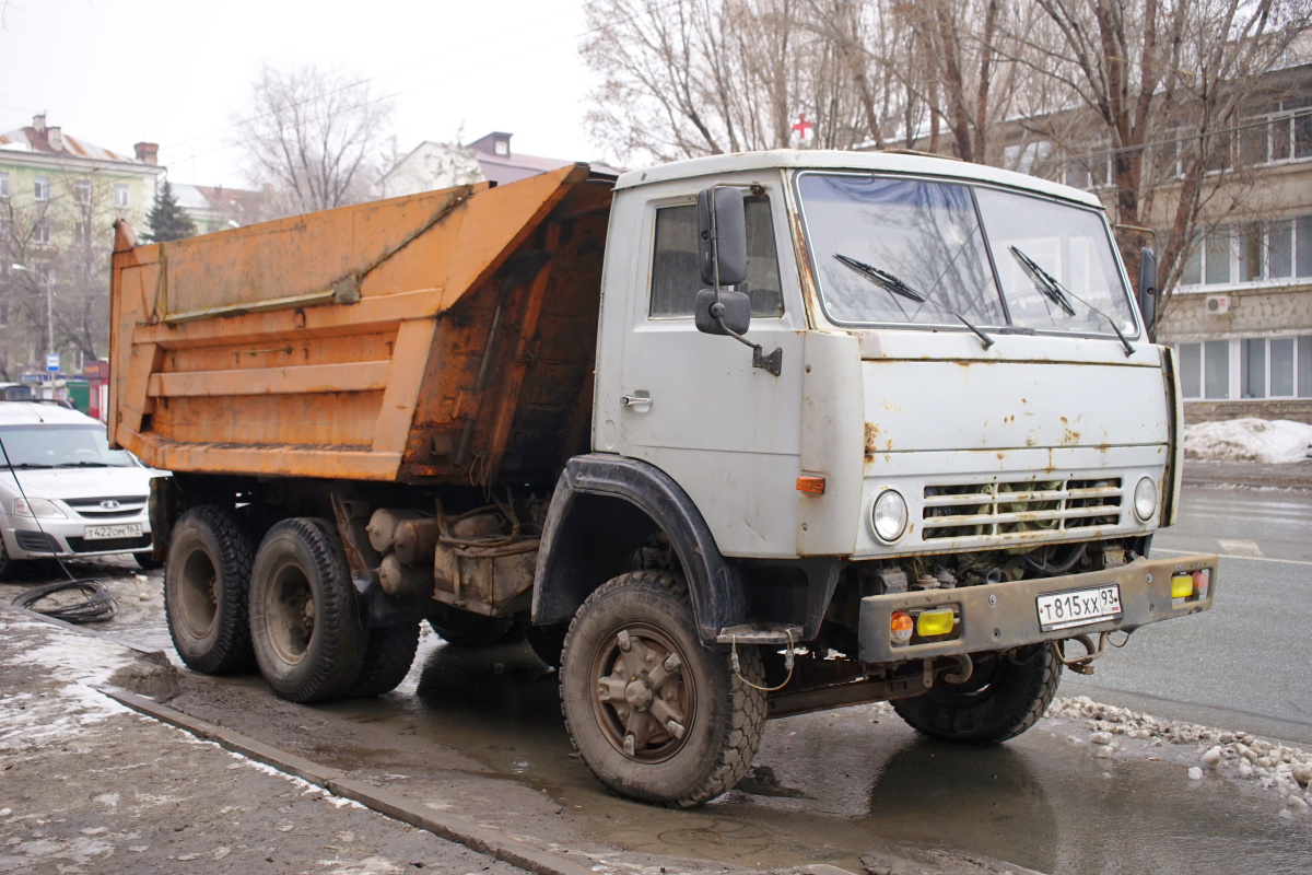 Самосвал КамАЗ-55111 #Т 815 ХХ 93. Самара, улица Мичурина