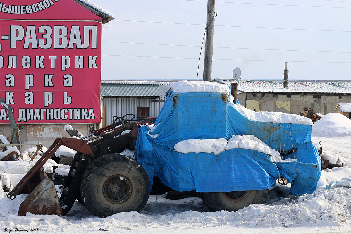 Погрузчик на базе трактора К-701. Якутск, Вилюйский тракт