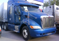 Седельный тягач Peterbilt 387. Тюмень, Авторемонтная улица