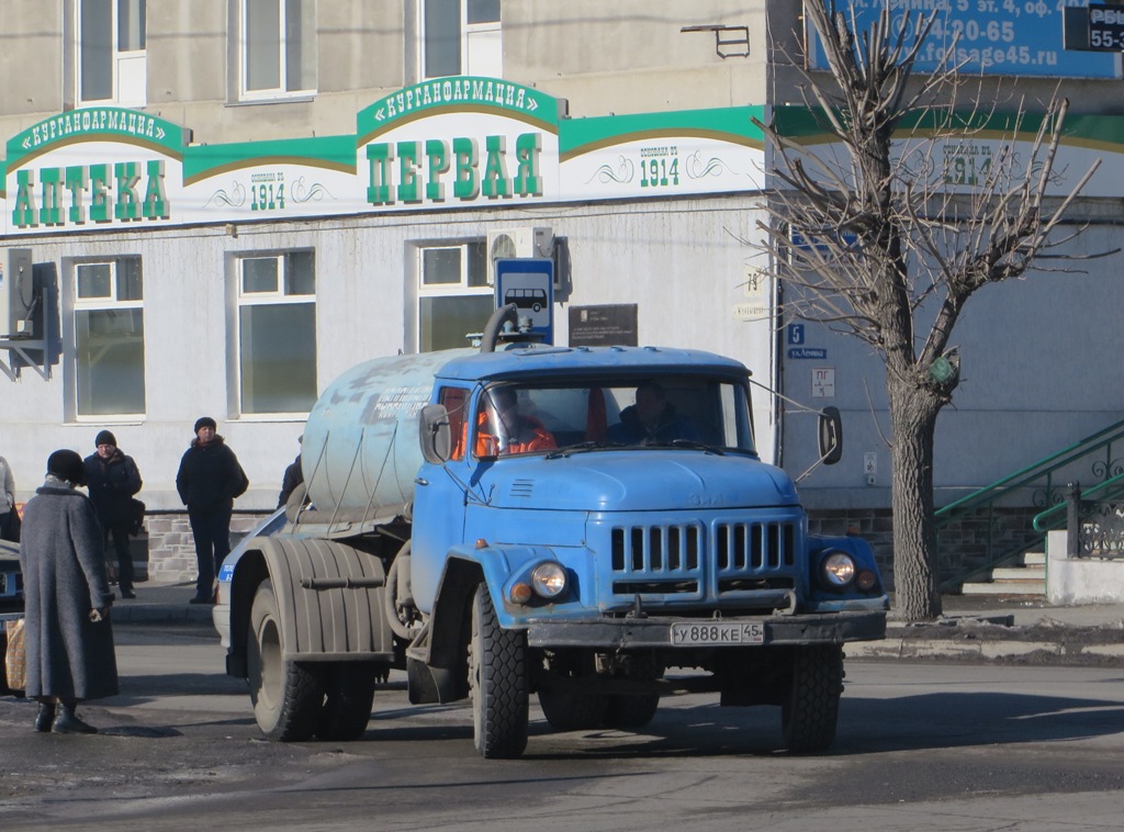 Ассенизационная машина на шасси ЗиЛ-431412 #У 888 КЕ 45. Курган, улица Ленина