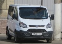 Микроавтобус Ford #Т 173 ТТ 45. Курган, улица Куйбышева 