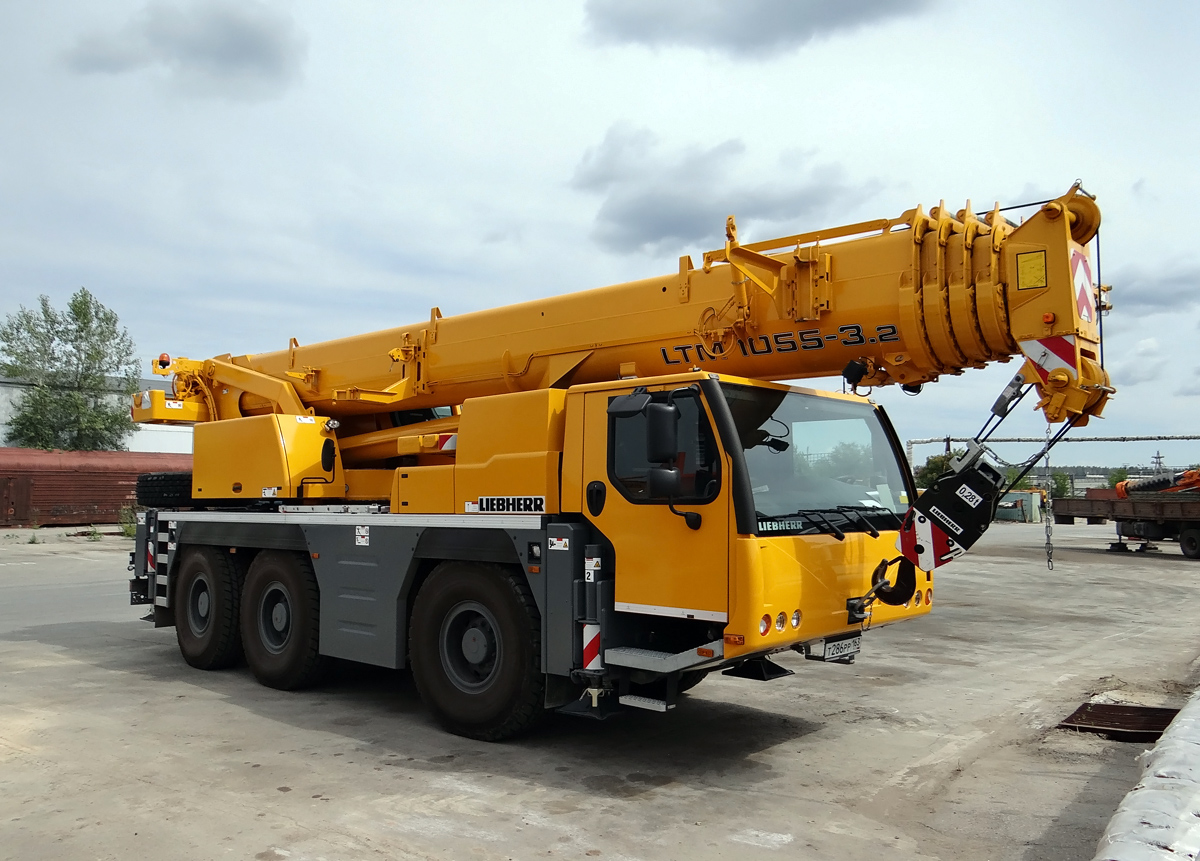 Автокран Liebherr LTM 1055-3.2 #Т 286 РР 163. Тольятти, Поволжское шоссе