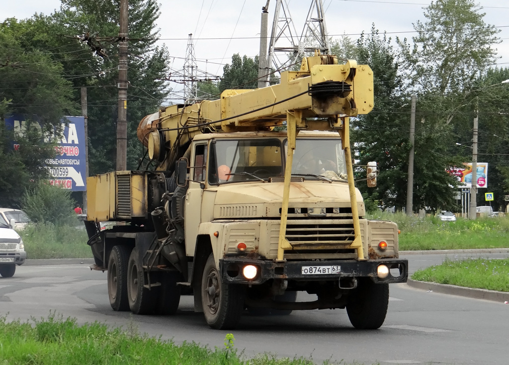 Бурильно-крановая машина БКМ-1501 на базе КрАЗ-250К #О 874 ВТ 63. Тольятти, улица Мира