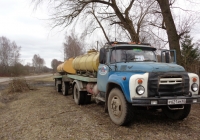 Цистерна на шасси ЗиЛ-130 #Р625 АМ 60. Псковская область, Порховский район, д. Нестрино
