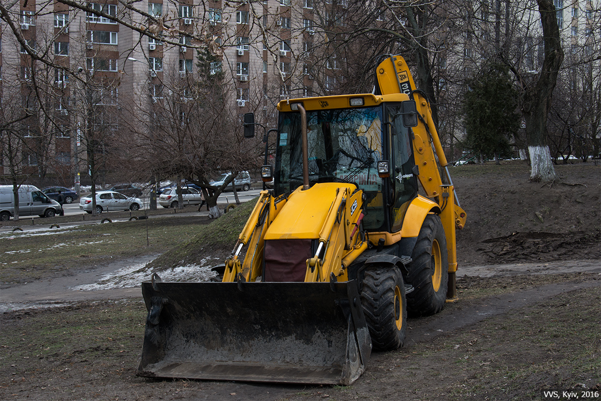 Экскаватор-погрузчик JCB 3CX #44225 АА. Киев, Голосеевская улица