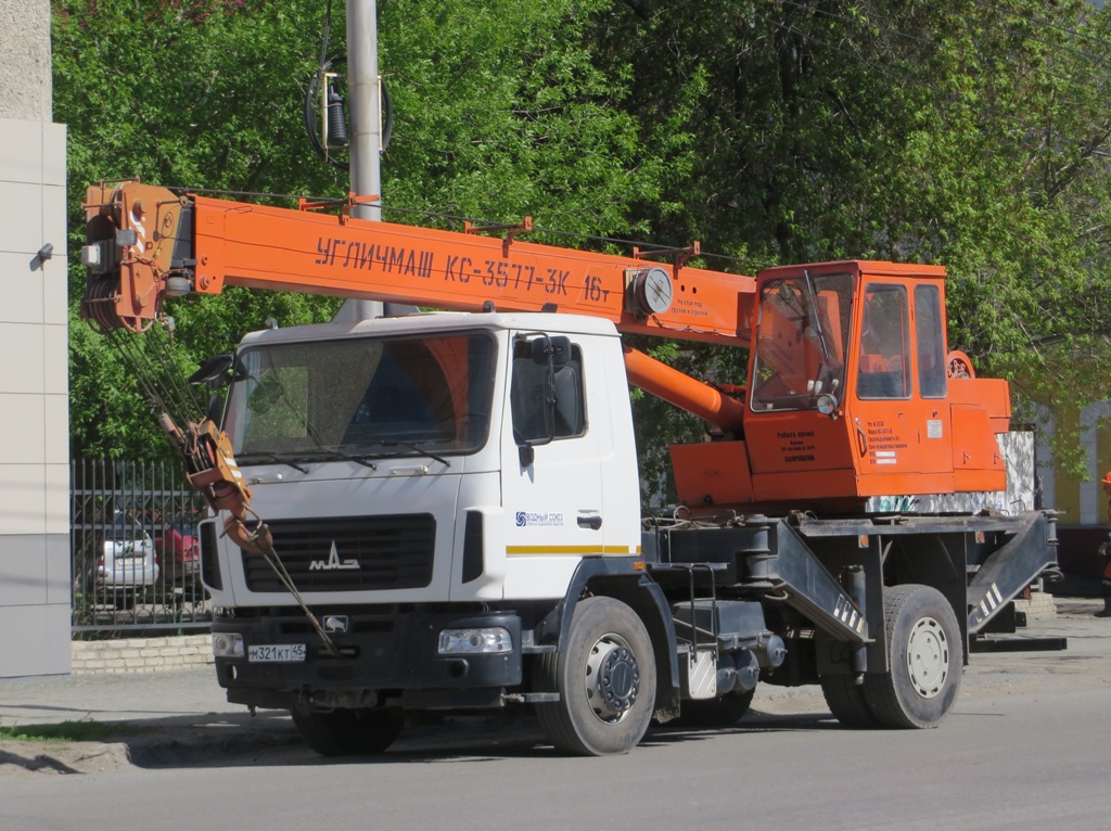 Автокран КС-3577-3К "Угличмаш" на шасси МАЗ-5340B2-427-000 #М 321 КТ 45. Курган, улица Куйбышева