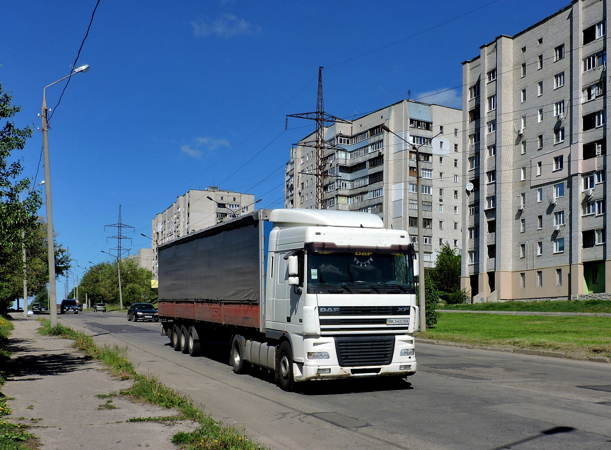 Седельный тягач DAF XF 95 #ВК 5402 ВА. Харьковская область, г. Харьков, Краснодарская улица