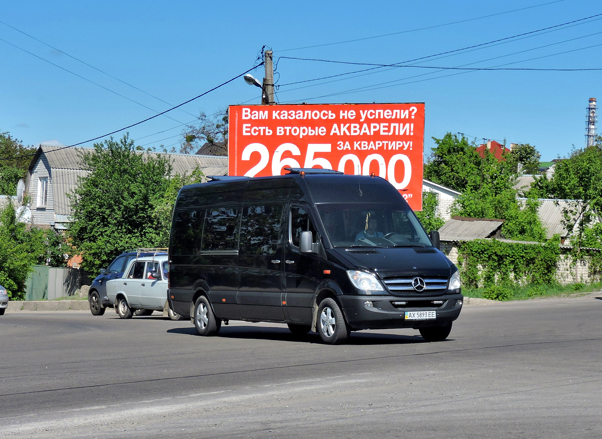  Микроавтобус Mercedes-Benz Sprinter #АХ 5893 ЕЕ. Харьковская область, г. Харьков, Краснодарская улица