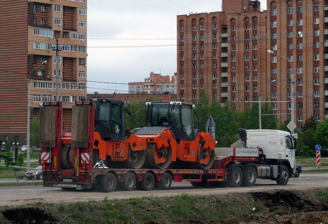 Каток Hamm HD120. Калуга, улица Генерала Попова