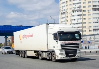 Седельный тягач DAF XF 105.460 #М 227 УО 32 с полуприцепом . Тюмень, улица Федюнинского
