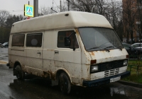 Микроавтобус Volkswagen LT28 #Р 944 АВ 77. Москва, Песчаная улица  
