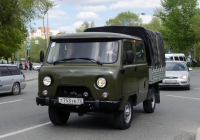 Грузовой бортовой автомобиль УАЗ-39094 #Т 753 УЕ 72 . Тюмень, улица 50 лет Октября