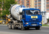 Бетоносмеситель на шасси КамАЗ-6520 #Р 521 КЕ 72 . Тюмень, улица Щербакова