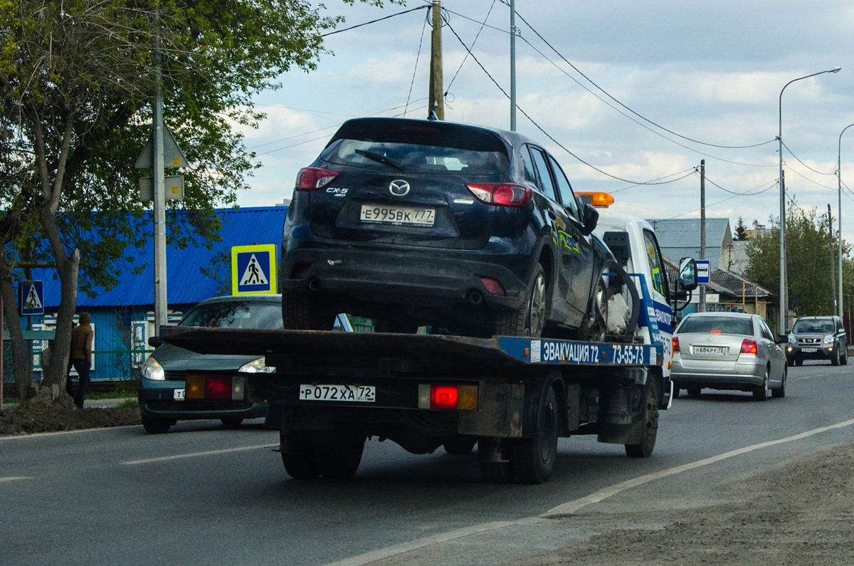 Эвакуатор на шасси Hyundai HD78 #Р 072 ХА 72 . Тюмень, улица Тимуровцев 