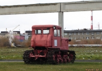 ДТ-54. Алтайский край, Барнаул, улица Попова