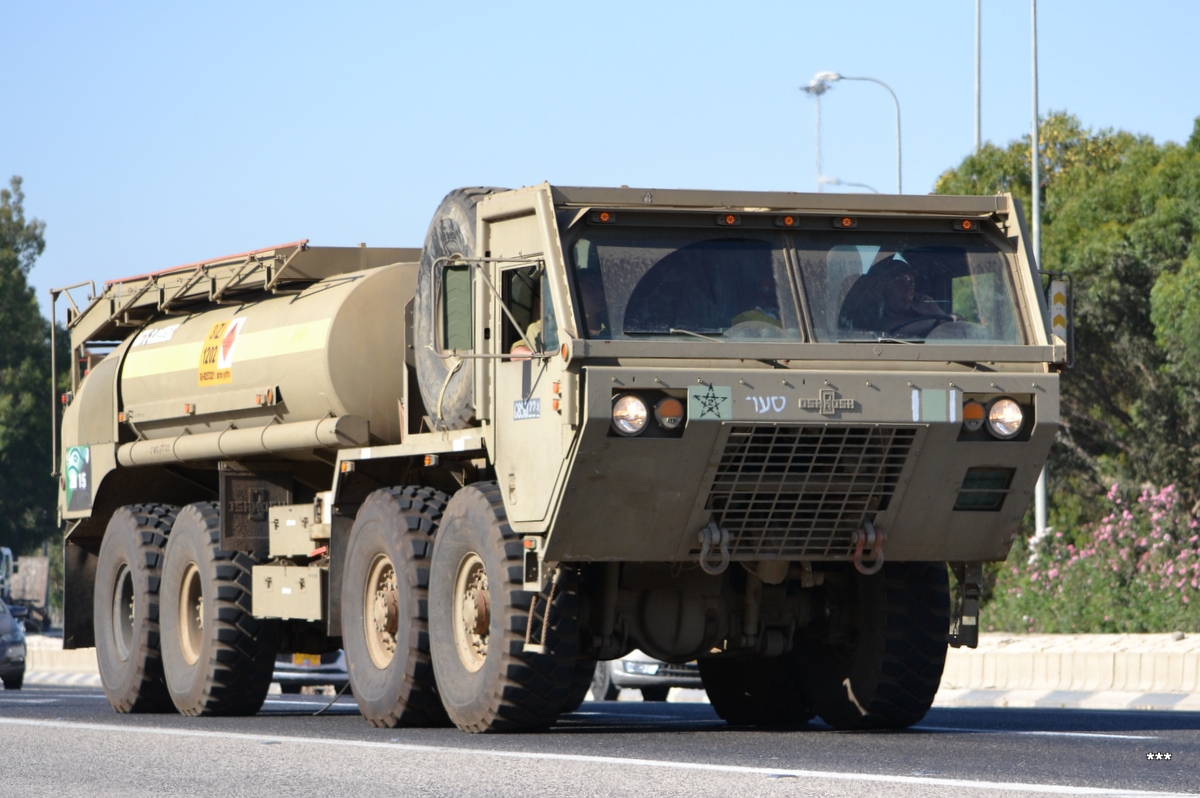 Топливозаправщик Oshkosh. Израиль, Северный округ