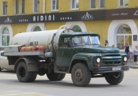 Ассенизационная машина МК-5,8 на шасси ЗиЛ-431410 #У 008 КВ 45. Курган, улица Карла Маркса