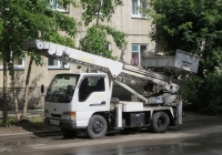 Автоподъёмник на шасси Nissan Diesel Condor #B 084 CB 28.  Курган, улица Максима Горького