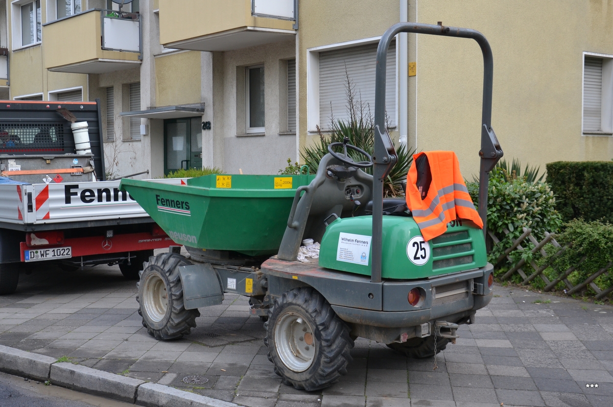 Думпер Wacker Neuson 1501. Германия, Дюссельдорф 