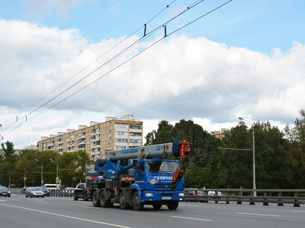 Автокран КС-55729-1В "Галичанин" на шасси КамАЗ-6540 #Т 023 МО 777 . Москва, Ленинградское шоссе  