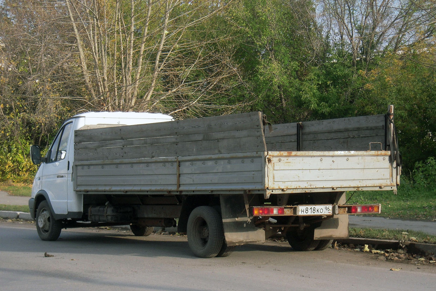 Бортовой грузовой автомобиль ГАЗ-2784 #Н 818 КО 96 . Свердловская область, Ирбит
