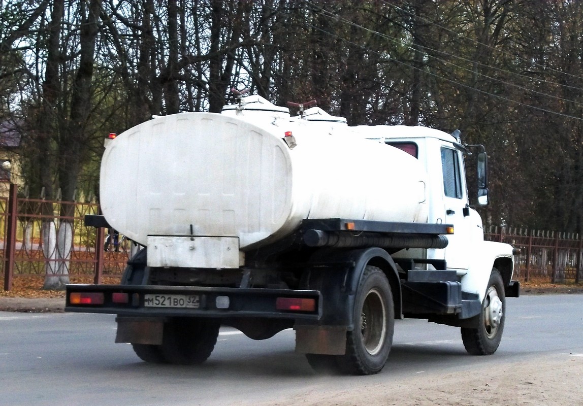 Автоцистерна 462439 (Г6-ОПА-3309) на шасси ГАЗ-3309 #М 521 ВО 32. Россия, Брянская область, Унеча