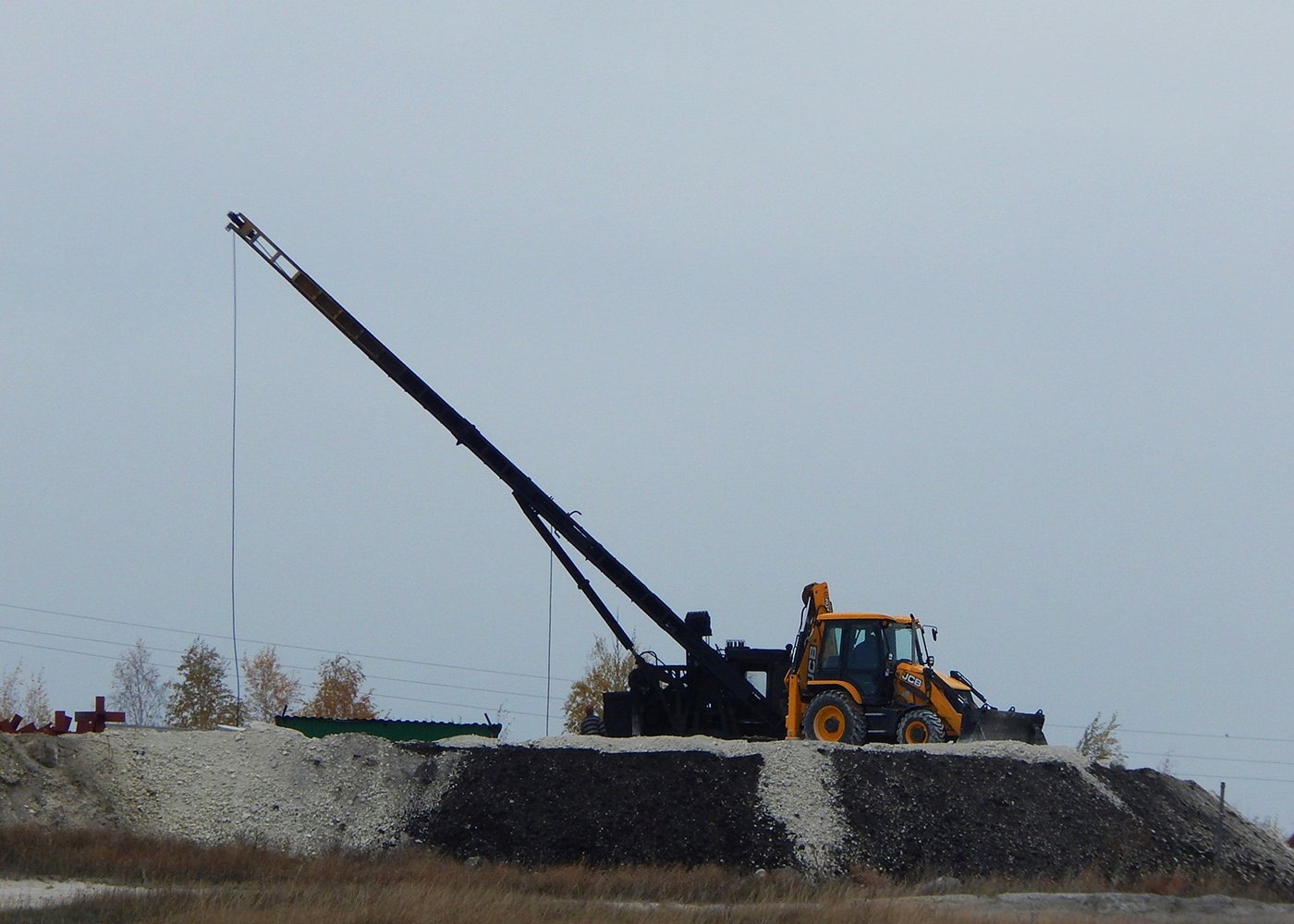 Экскаватор-погрузчик JCB 3CX. Белгородская область, г. Алексеевка
