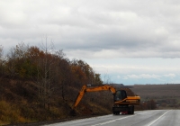 Экскаватор JCB JS160. Белгородская область, Корочанский район, автодорога Р-185 "Белгород - Павловск"